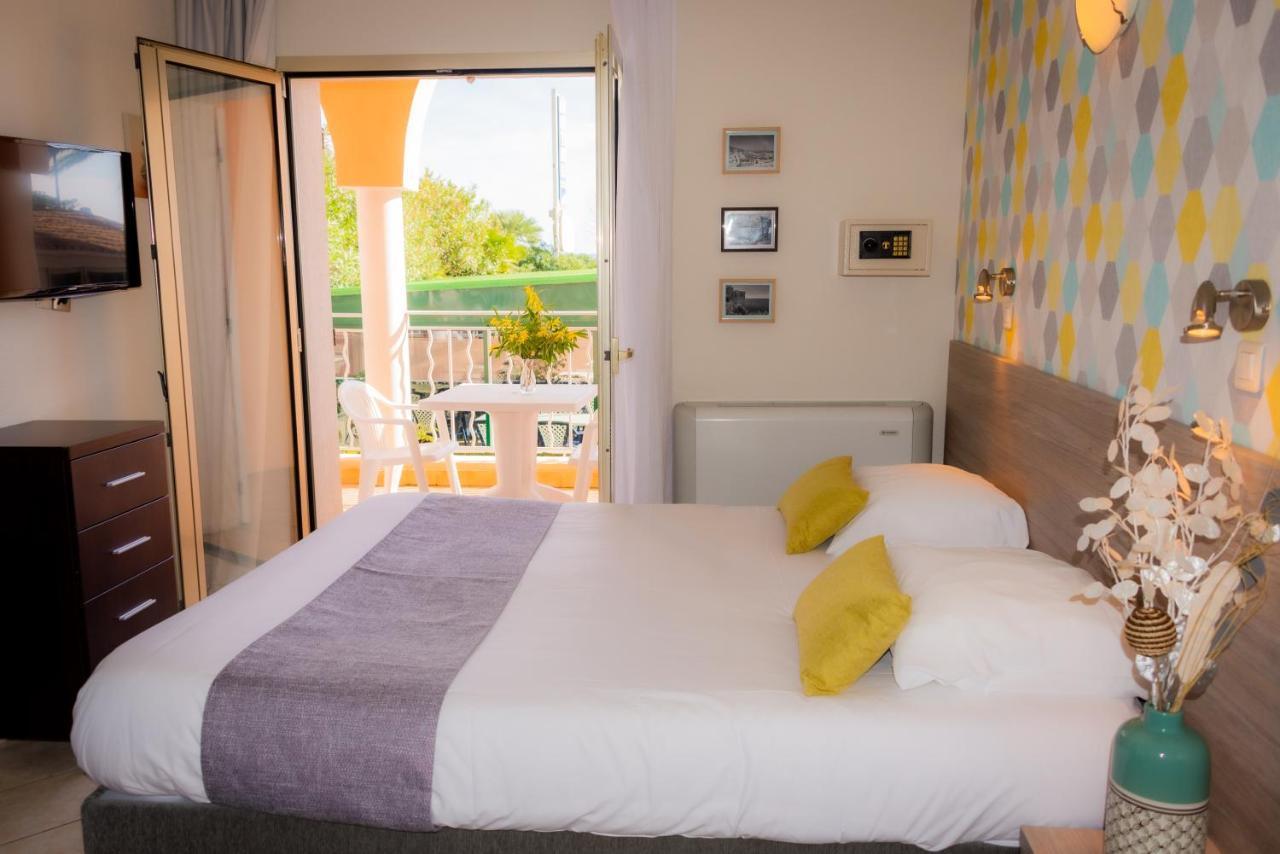 Hotel et Appartements Reine D'Azur Roquebrune-Cap-Martin Exterior foto